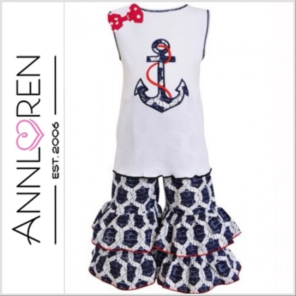 Ann Loren Nautical Anchor Tunic and Capri Outfit